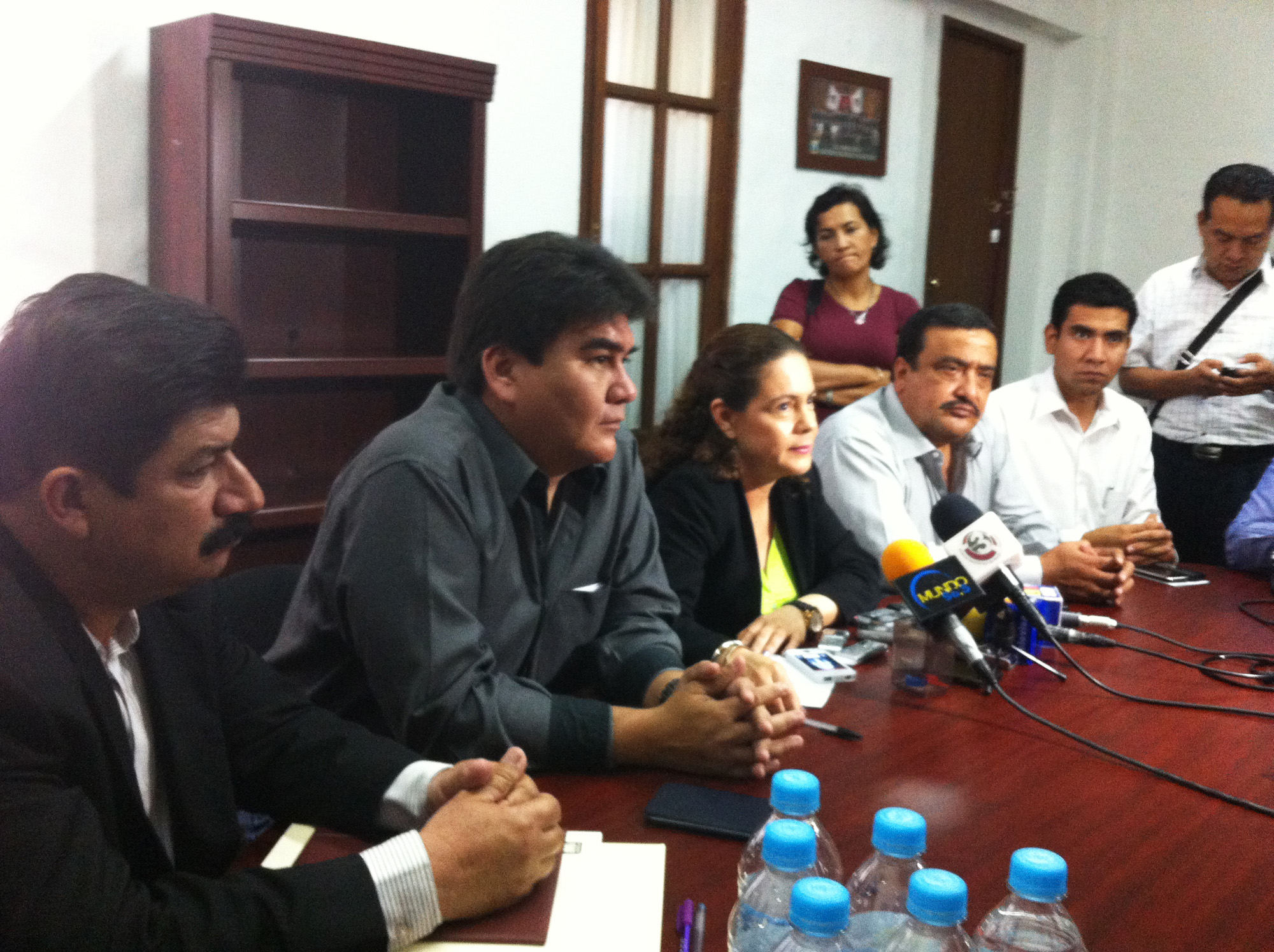 Diputados de Morelos en sesión