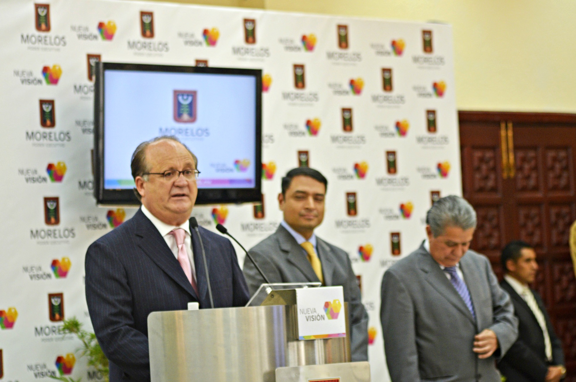 Graco Ramírez con procurador y exprocurador  Morelos