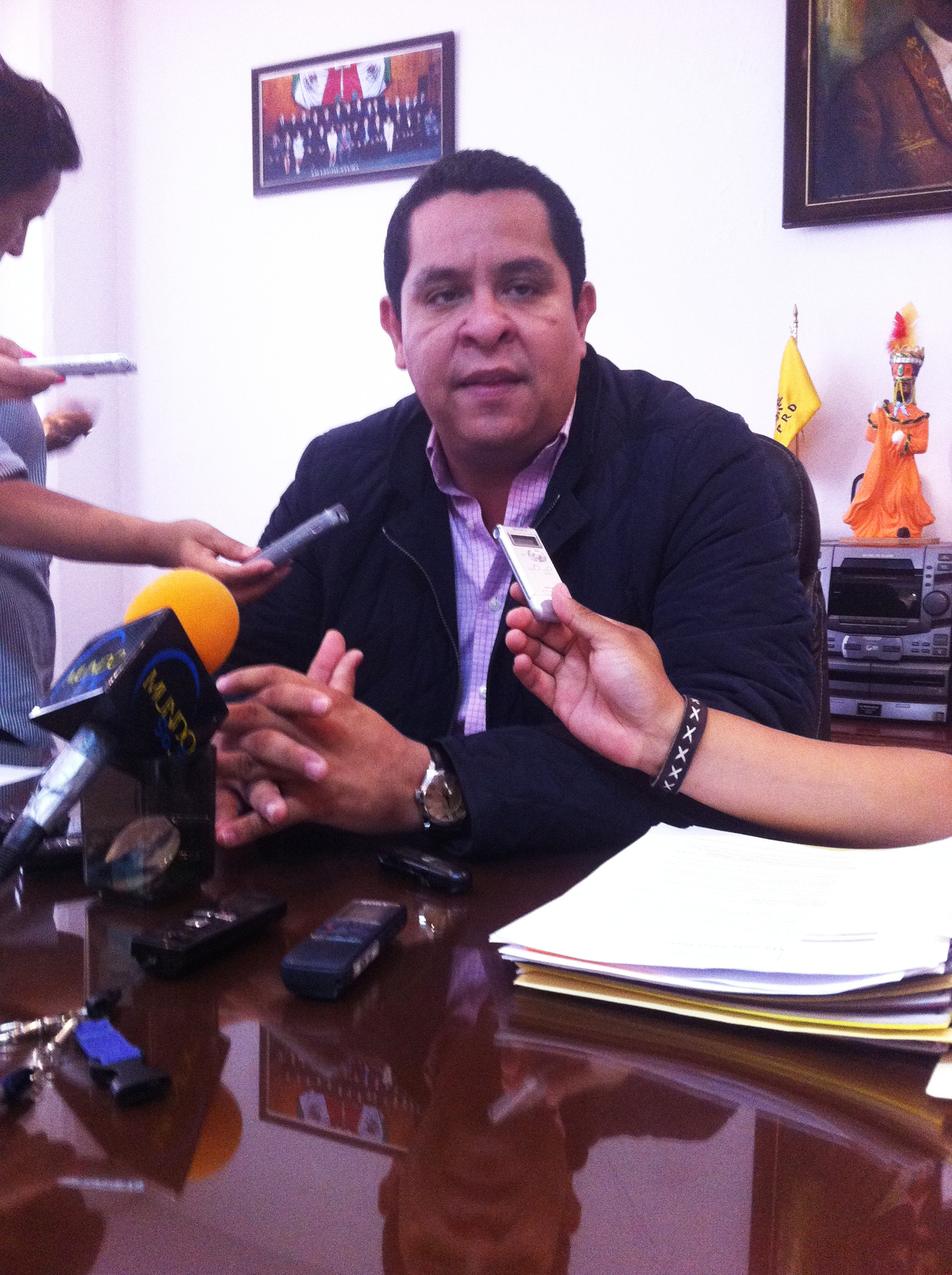 Juan Angel Flores diputado en Morelos