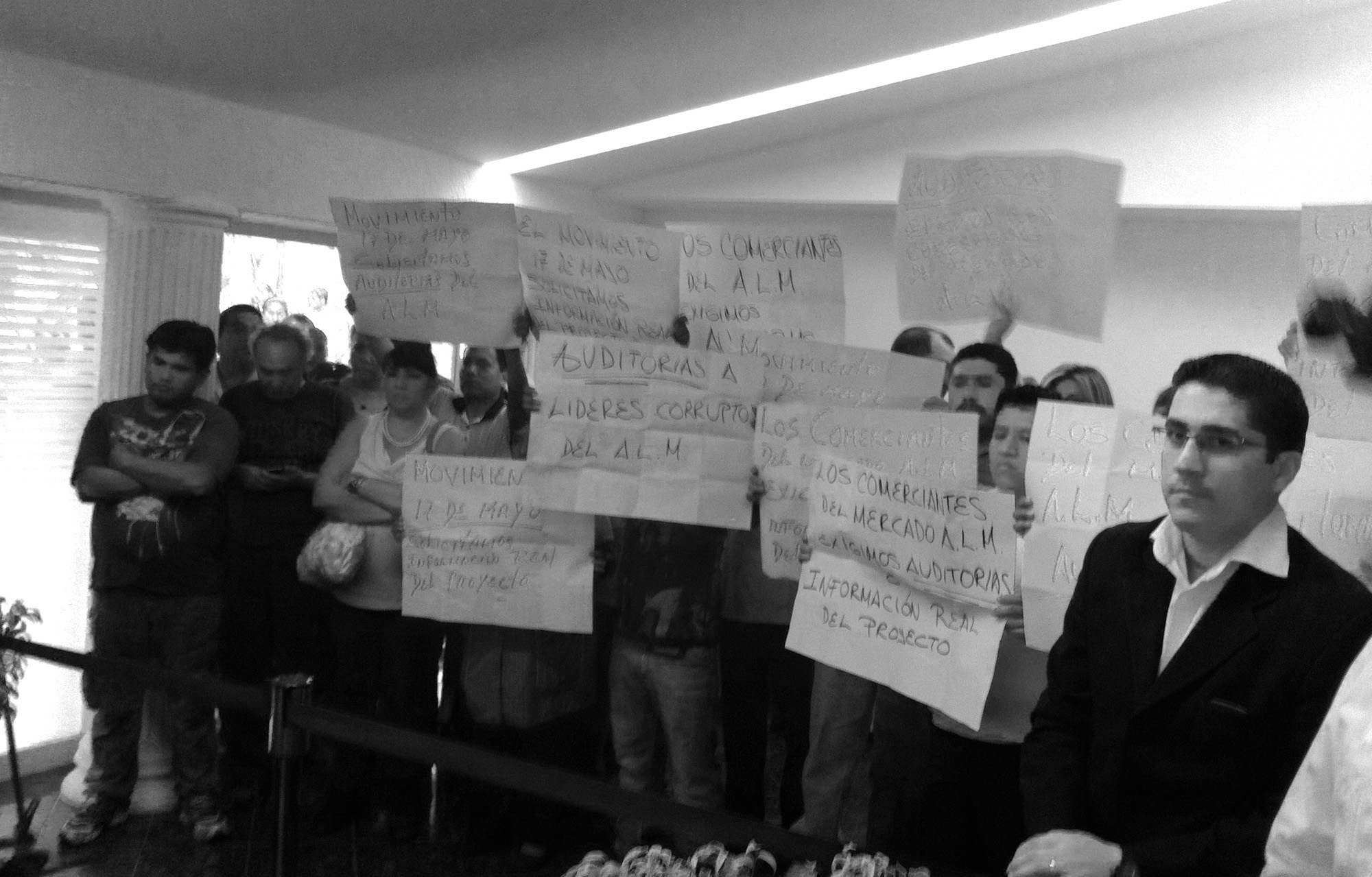 Ambulantes en junta de cabildo