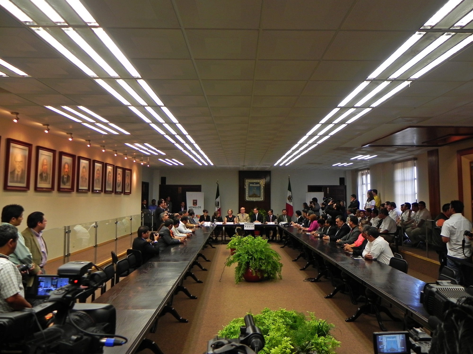 Fima convenio Morelos con Derechos Humanos