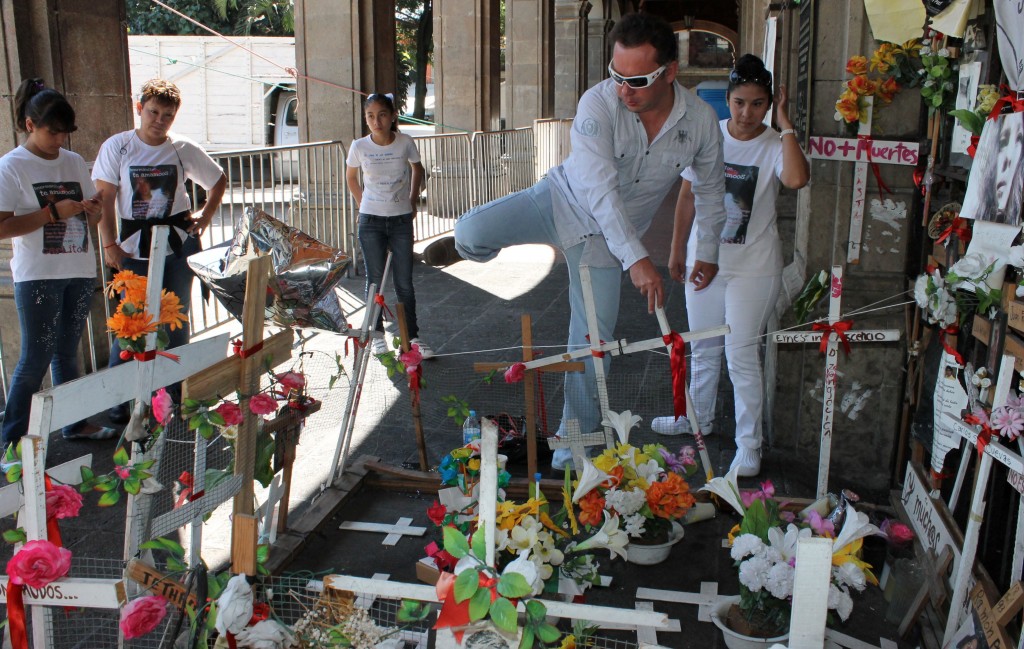 2do Aniversario Luctoso de Carlos Esteva