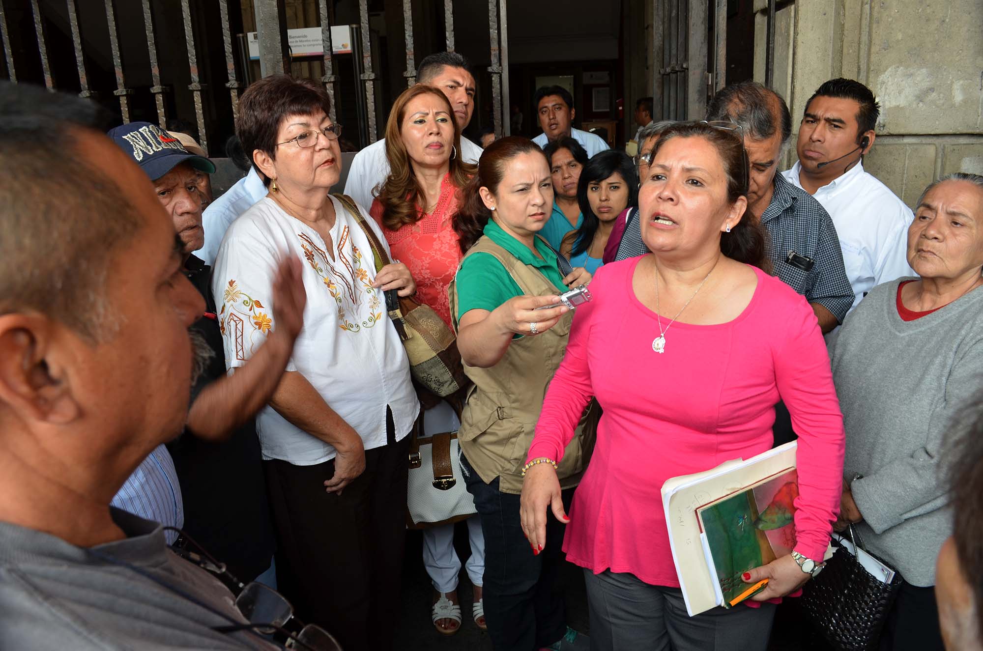 Jubilados piden despensa
