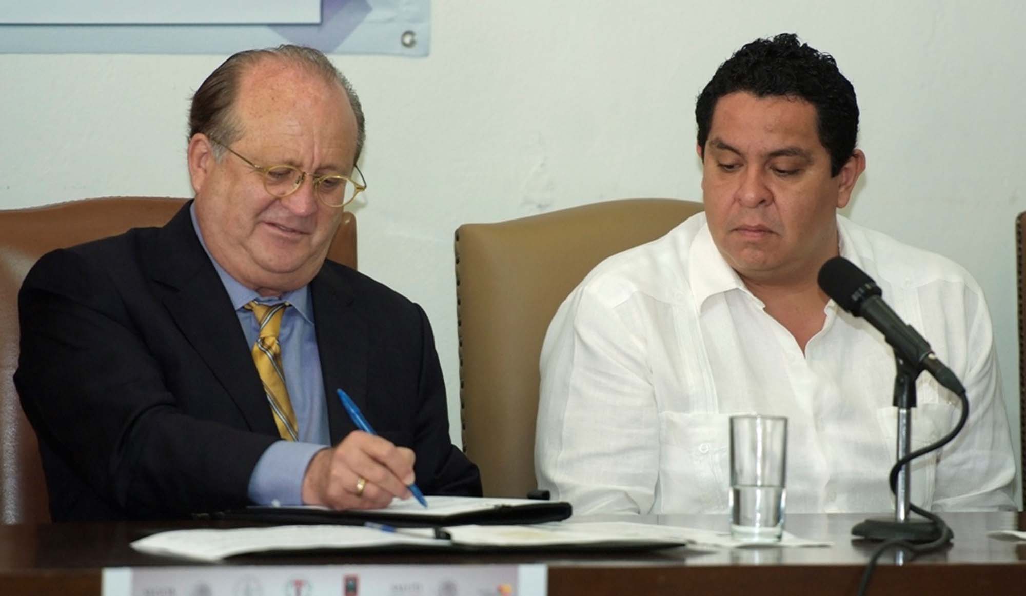 Graco Ramírez durante la apertura del tribunal para el tratamiento de adicciones