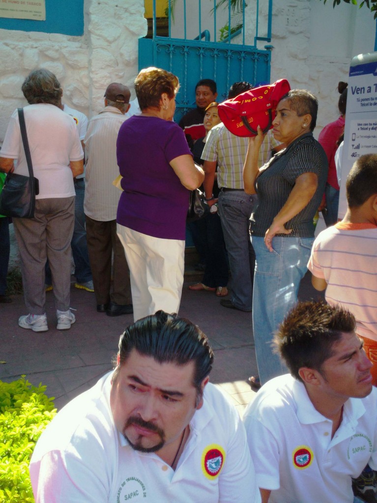 Usuarias afectadas por no poder hacer sus pagos