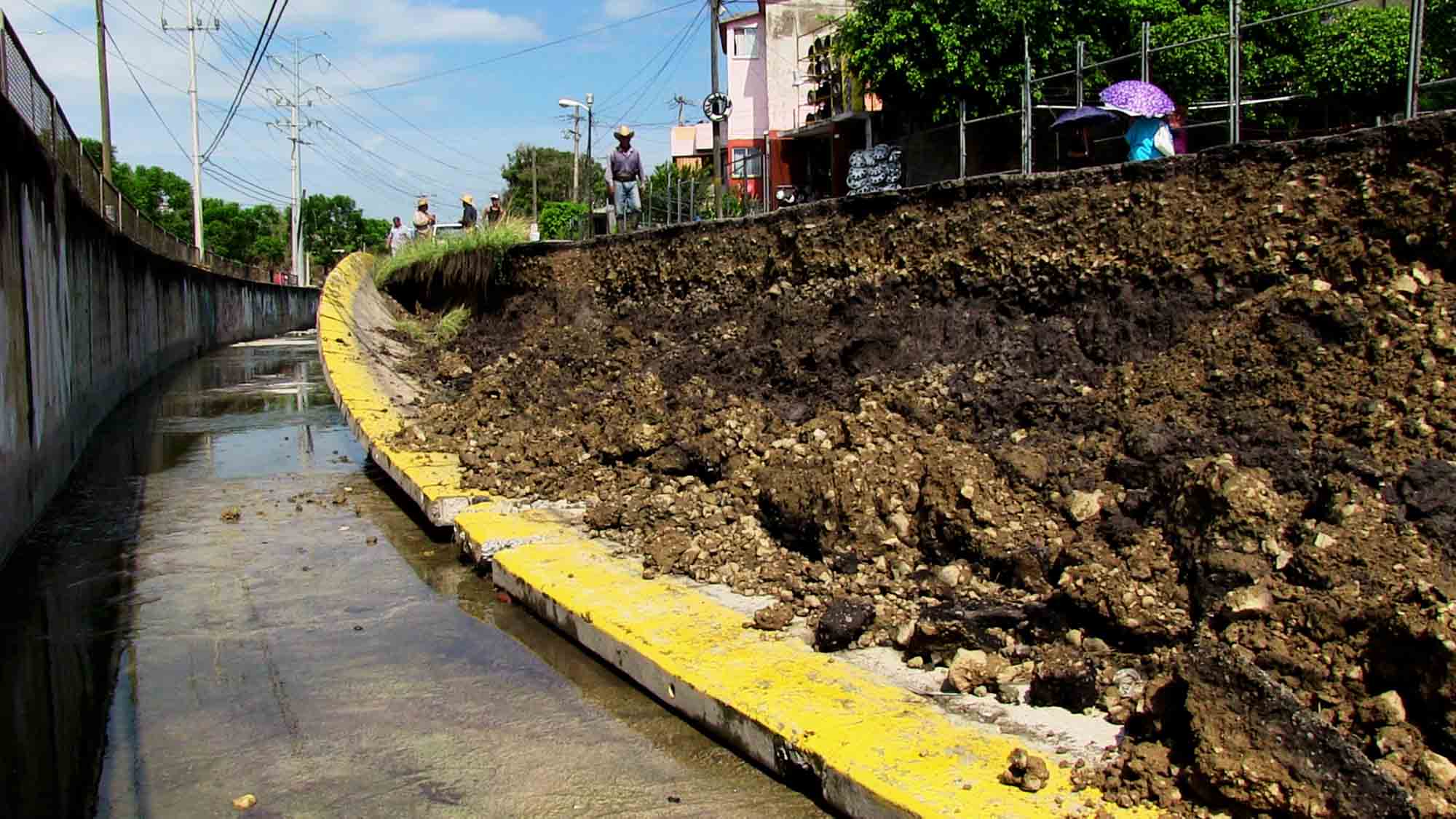 Barda canal unidad habitacional texcal (3)