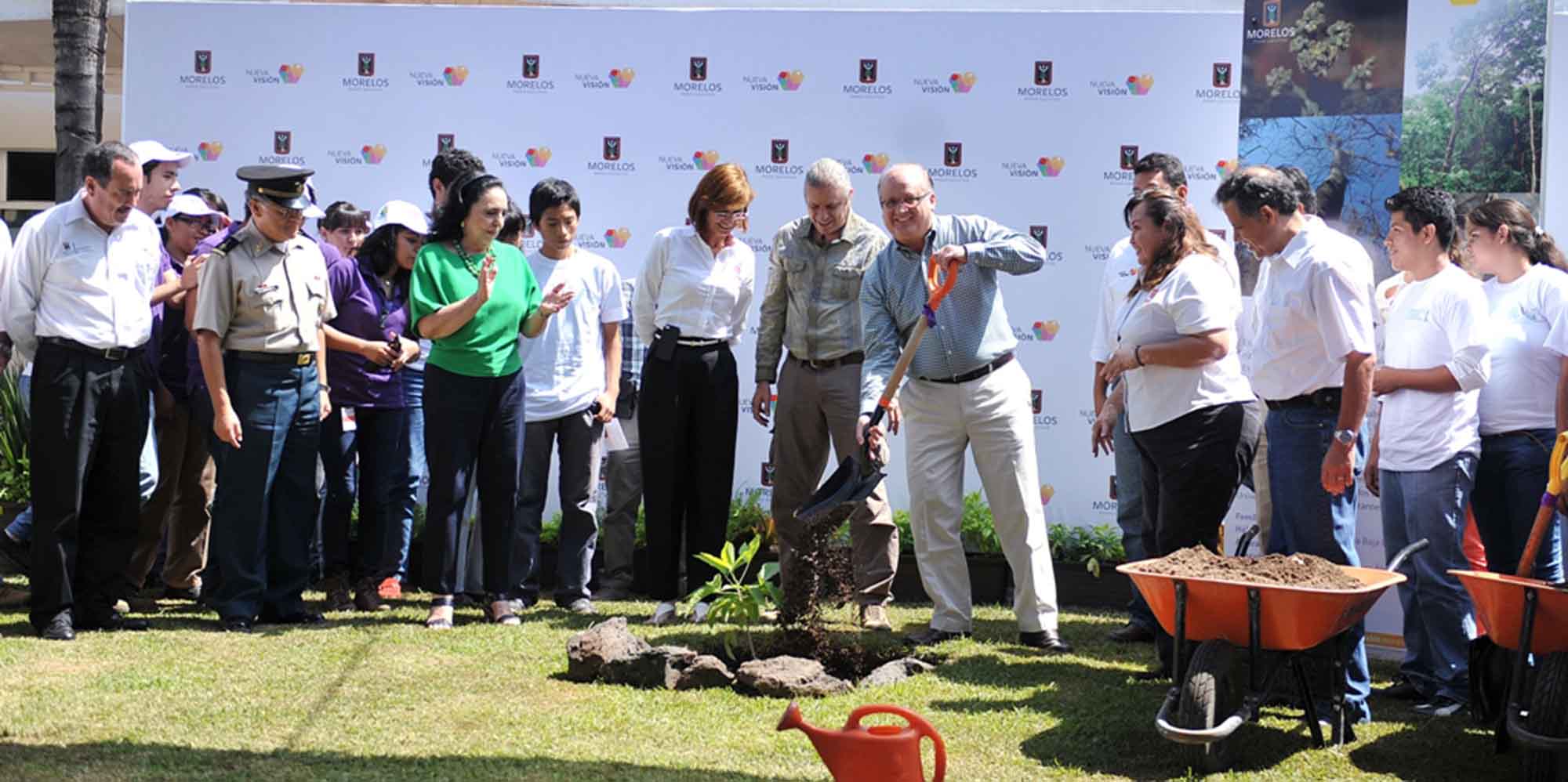 Graco Ramírez, día del árbol en la UPMor