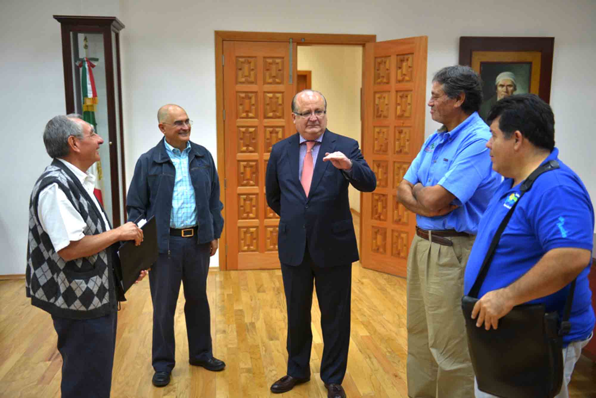 Graco Ramírez, reunión con dueños de balnearios, Casa Morelos