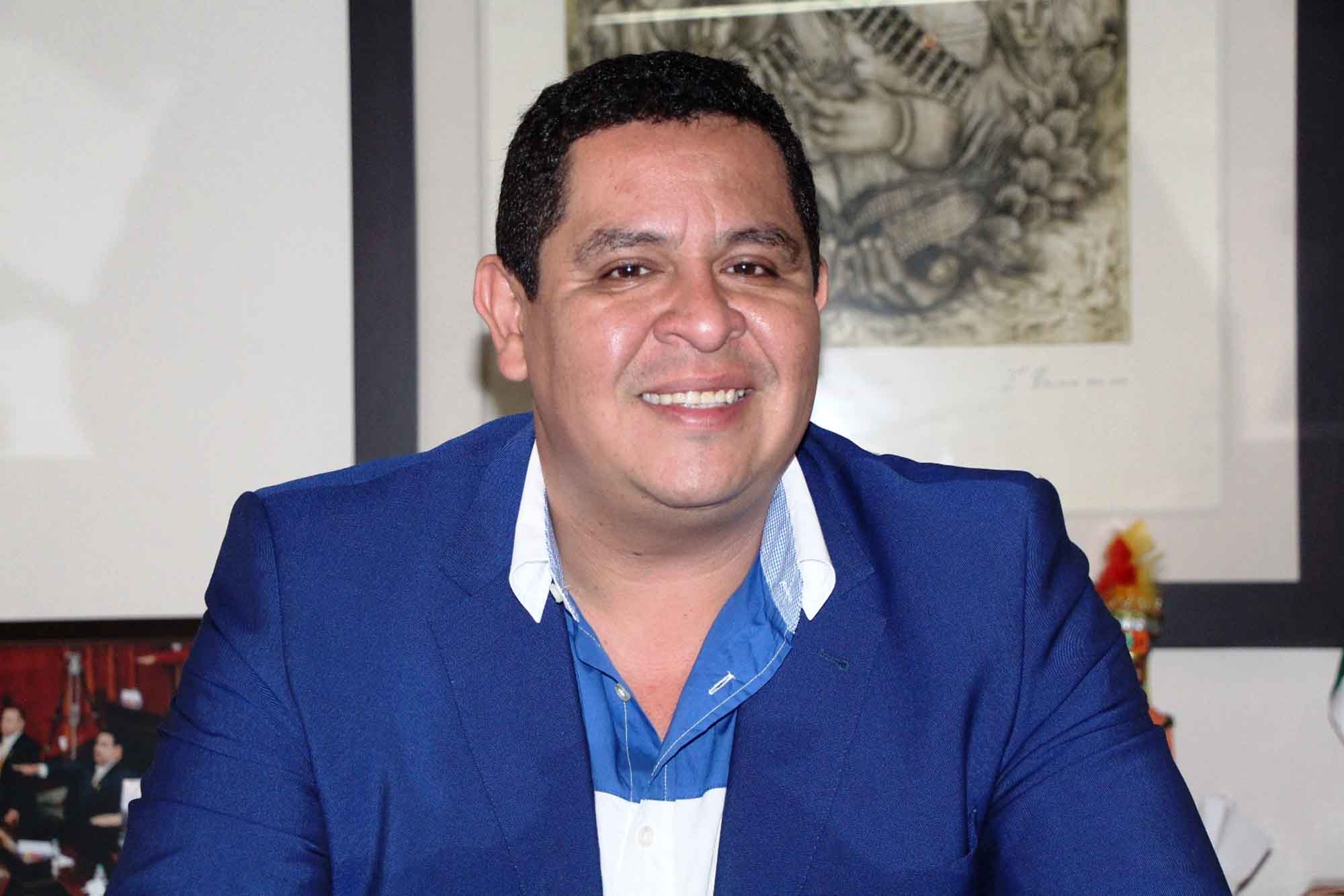 Juan Ángel Flores Bustamante