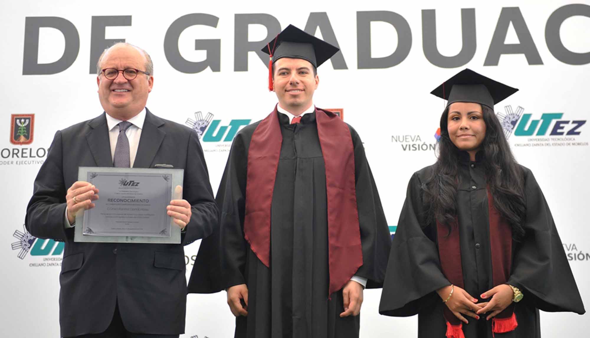 Graco Ramírez-Graduación UTEZ