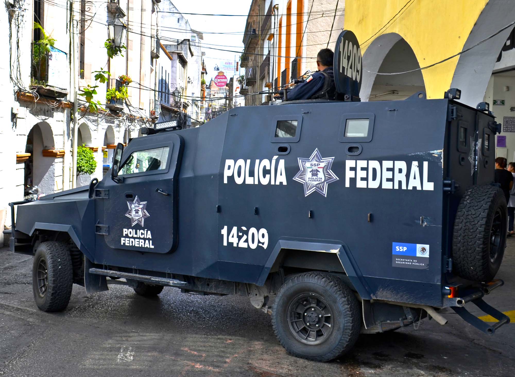 Policías federales