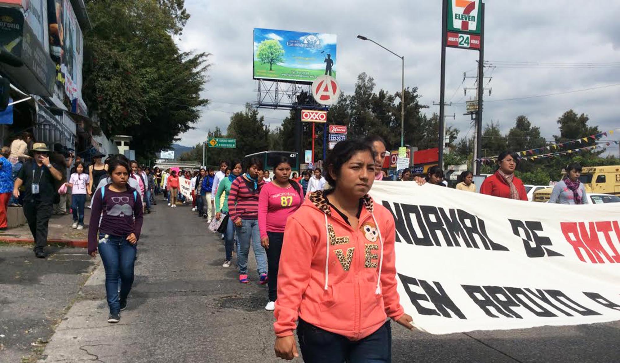 Normalistas de Amilcingo