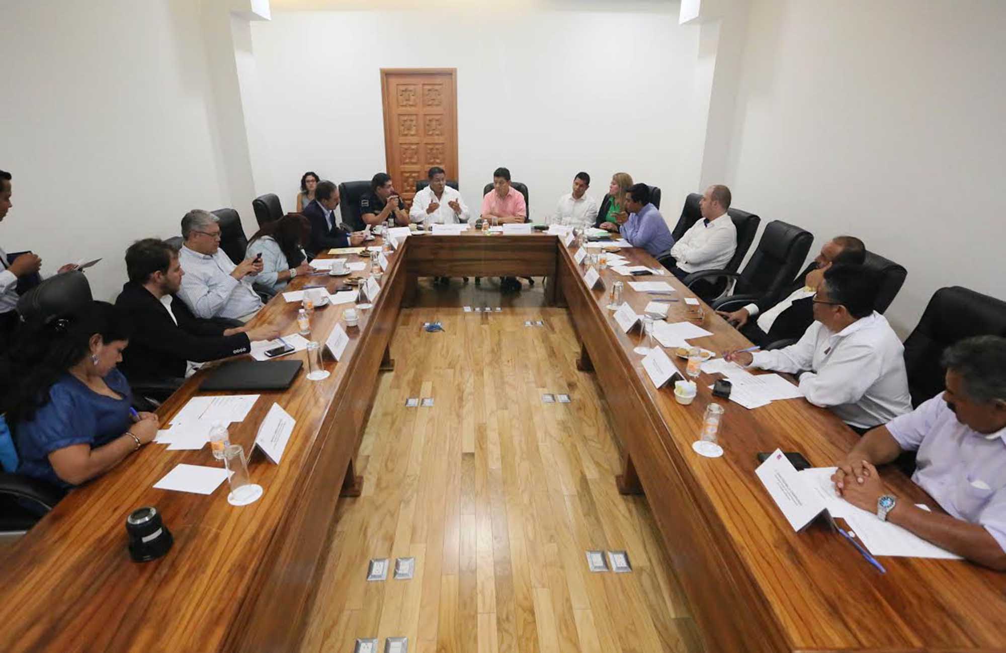 Reunión del secretario de Gobierno con partidos
