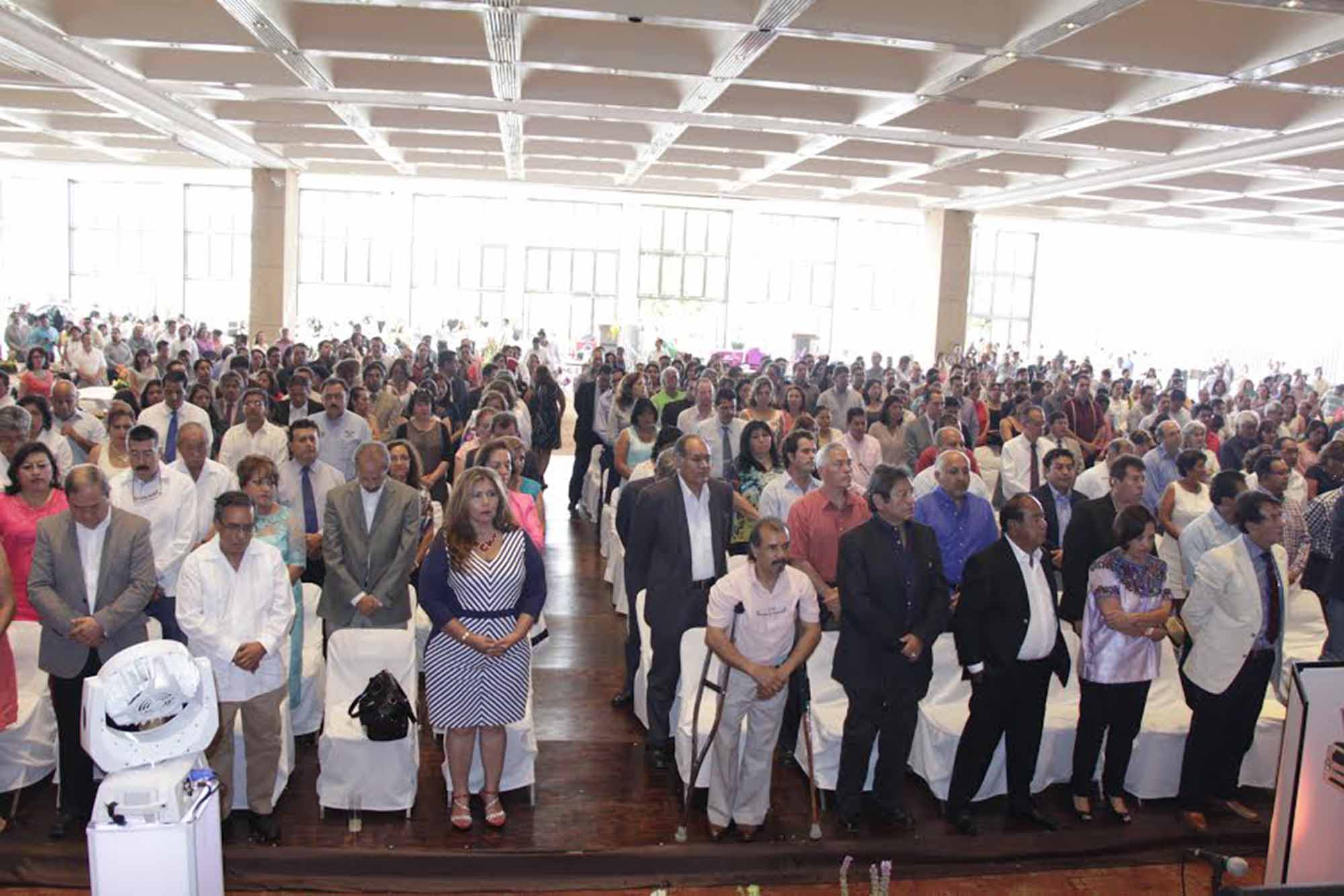 UAEM celebra día del maestro