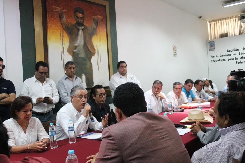 Recor Alejandro Vera y diputados