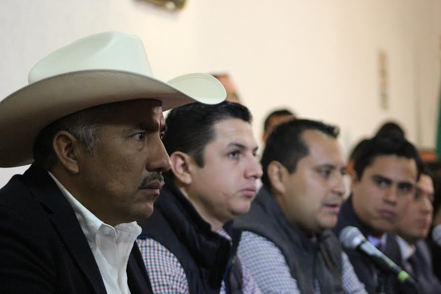 Diputados de la Comisión de Hacienda