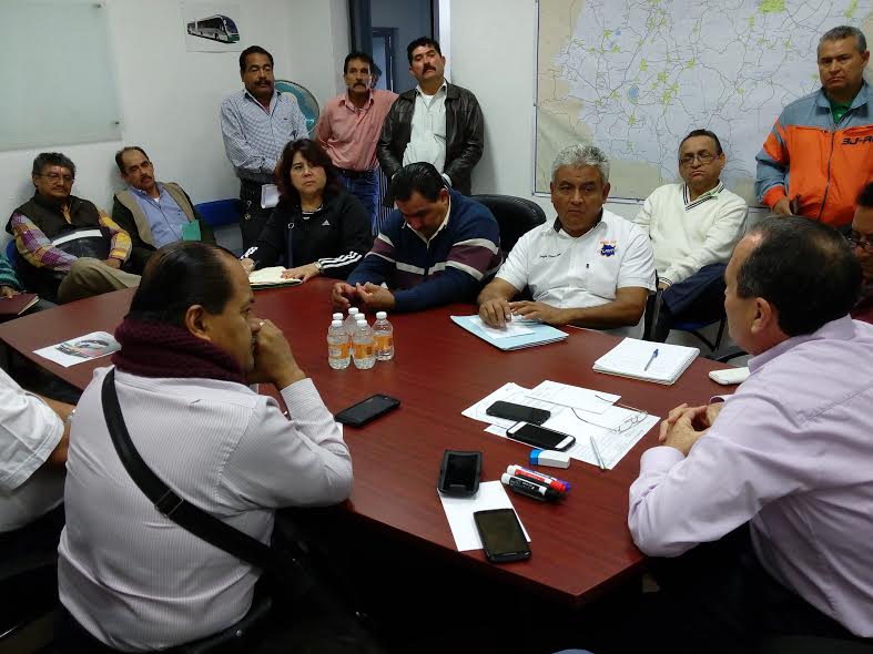 Jorge Messeguer y taxistas