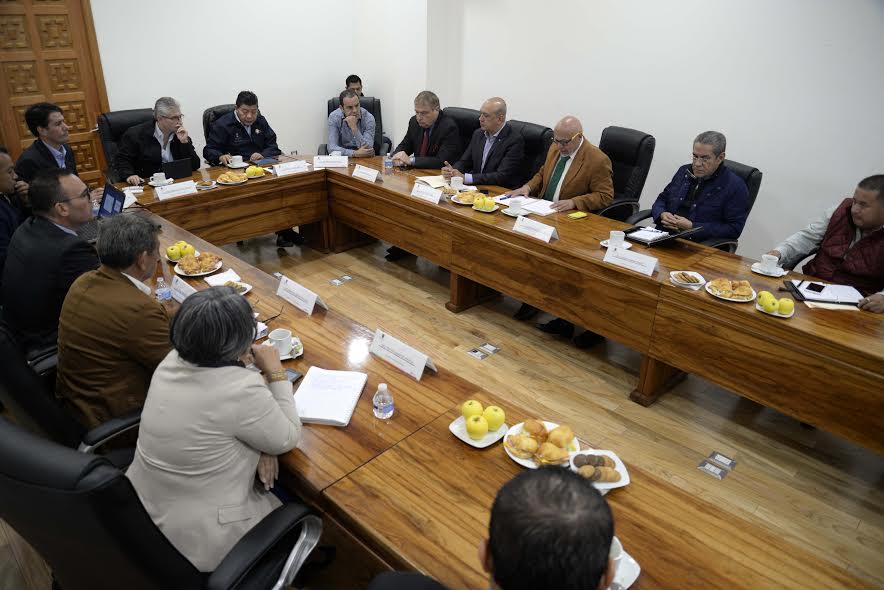 Reunión Cuauhtémoc Blanco y gobierno del estado