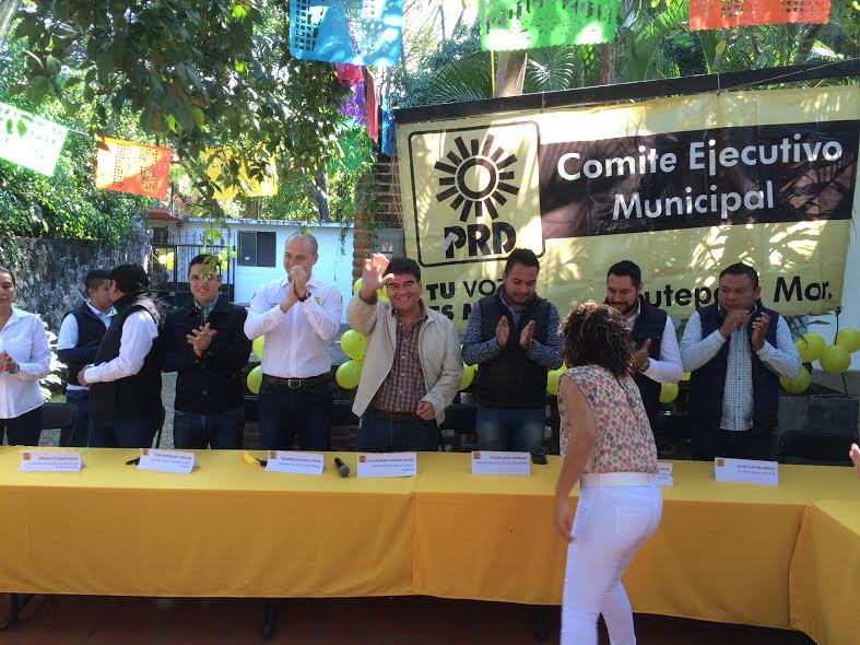 A construir un partido abierto y amigo de la gente, llamó Manolo Agüero a perredistas de Jiutepec