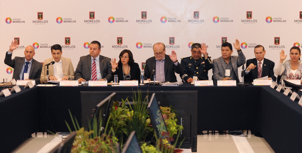 Anuncia el gobernador Graco Ramírez el cierre de negocios de venta de autopartes usadas