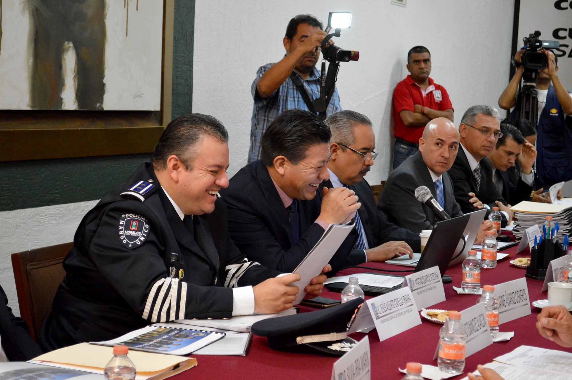 Comparece gabinete de Seguridad ante legisladores