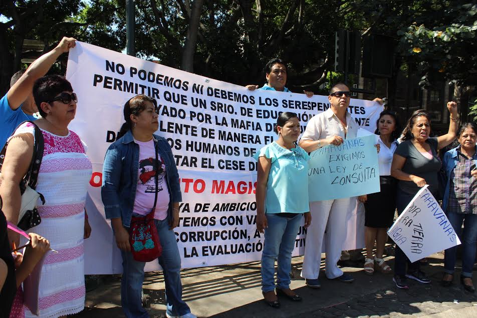 Maestros denuncian arbitrariedaes