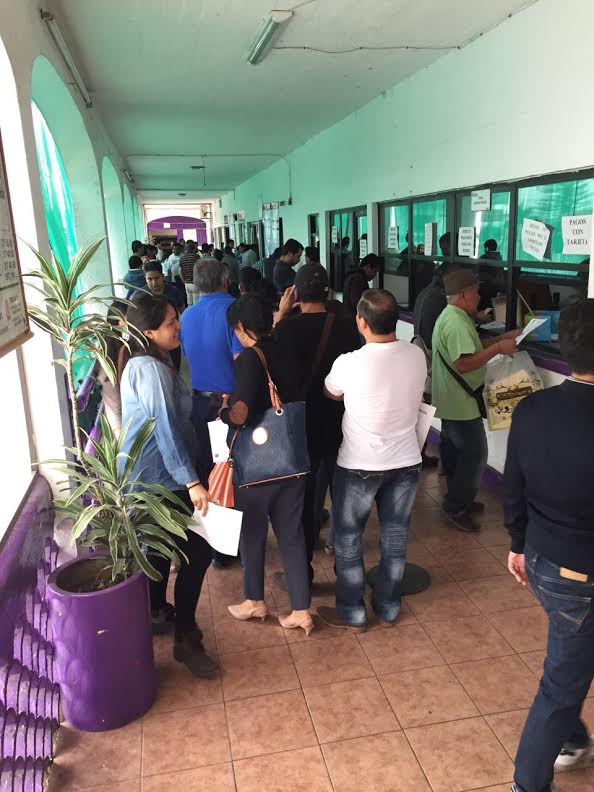 Amplía SMyT al mes de abril plazo para pago de refrendo vehicular