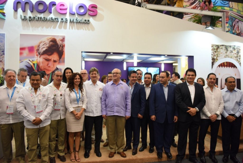 Graco Ramírez, Tianguis Tur_stico, Guadalajara (1)