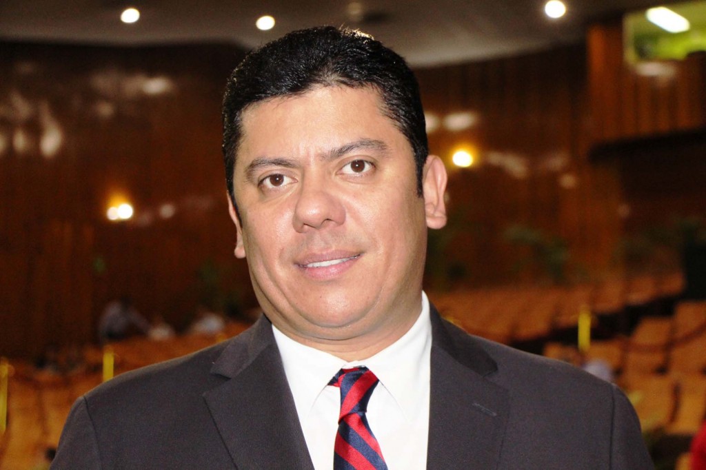 Javier Bolaños Aguilar