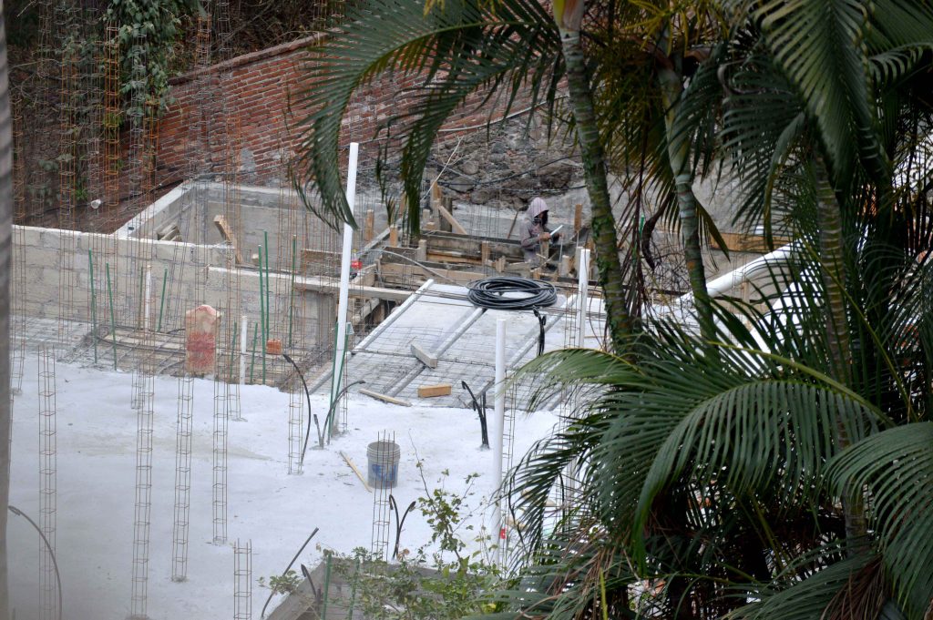 Construcciòn dentro de la fica
