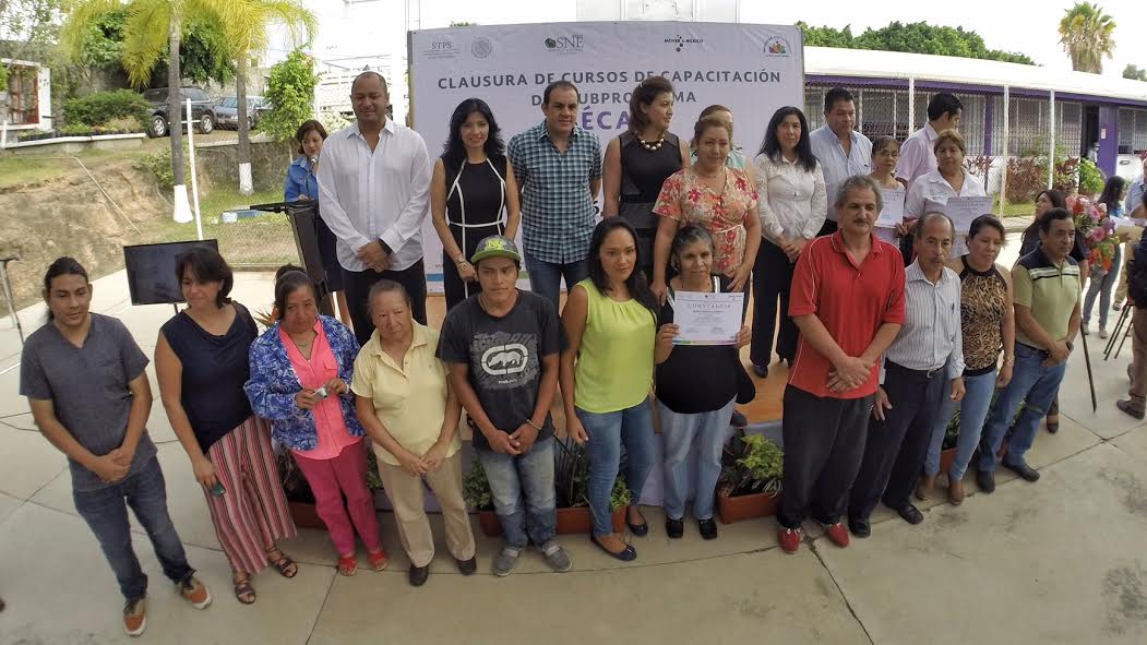 Encabeza Cuauhtémoc Blanco firma de convenio con el Servicio Nacional del Empleo