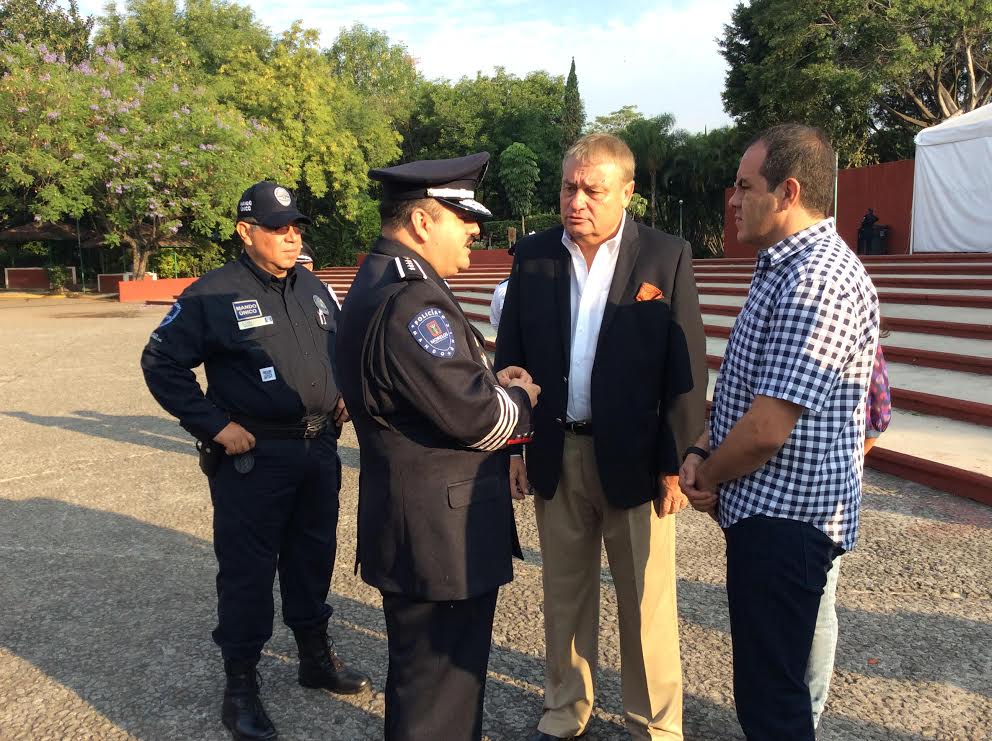 Pide Cuauhtémoc Blanco a policías realizar su trabajo honradamente y al margen de la corrupción