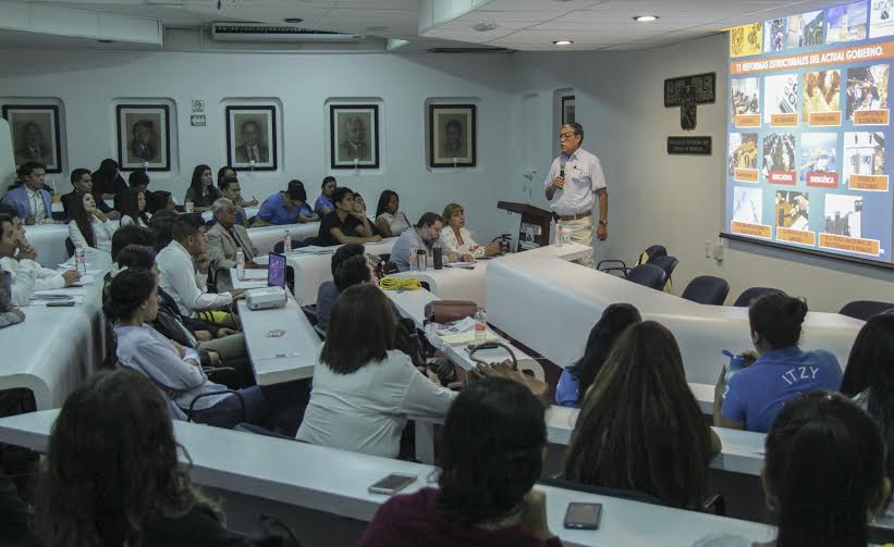 Fracaso económico en México por políticas  neoliberales, afirma académico