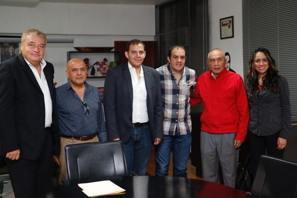 Cuauhtémoc Blanco y funcioanrios del Ayuntamiento
