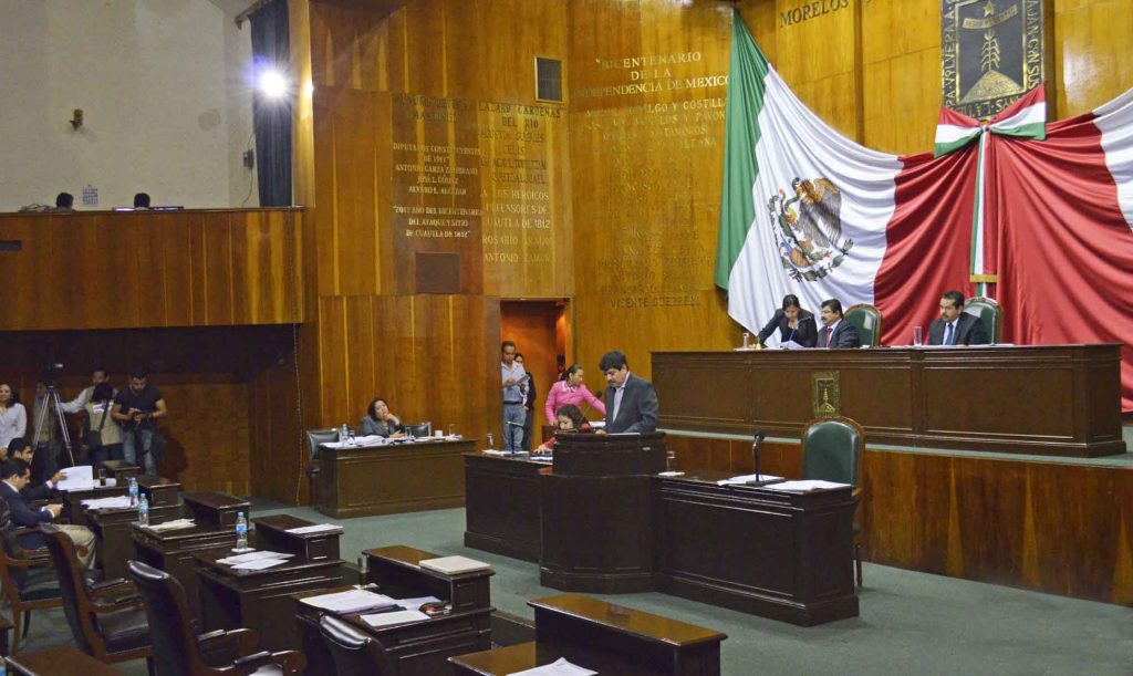 Diputados estatales