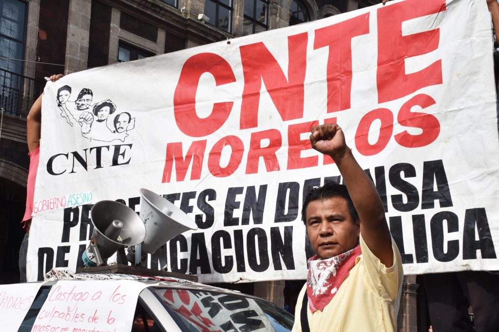 Apoyo a maestros de Oaxaca