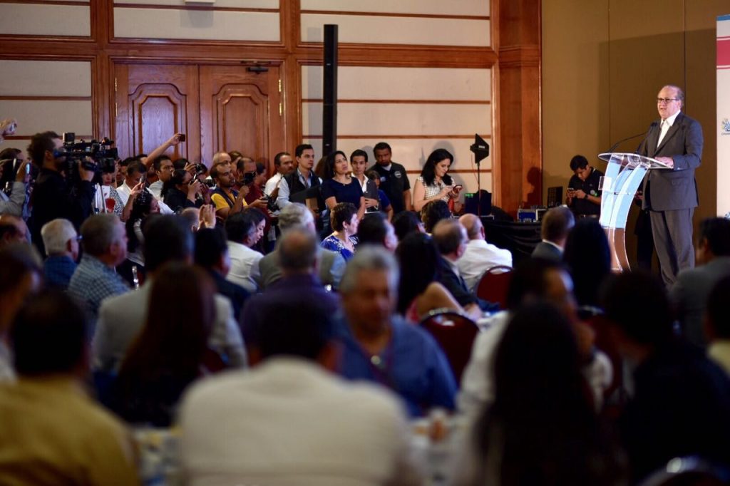 Graco con empresarios de Reynosa