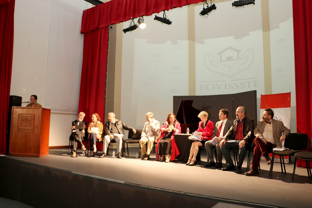 Presentación del libro sobre la Casa