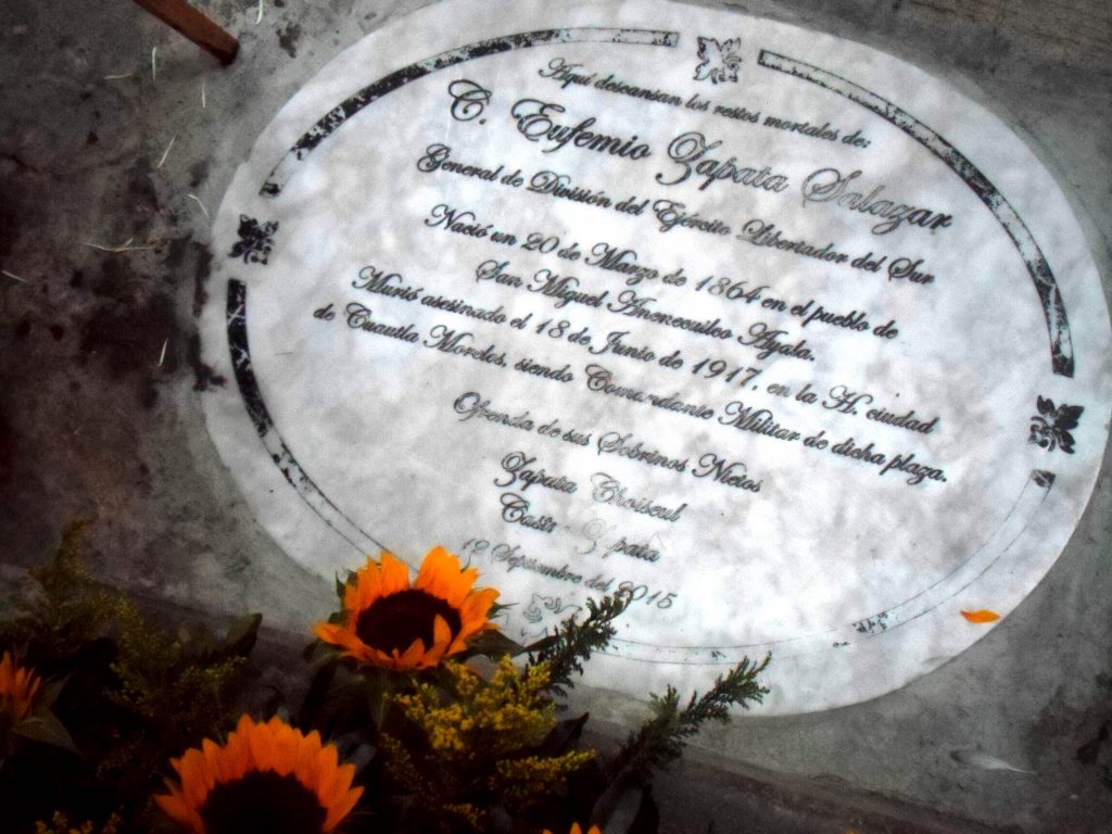 Restos mortales de Eufemio Zapata