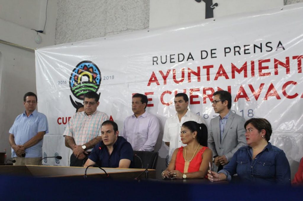 Cuauhtémoc Blanco en conferencia de prensa