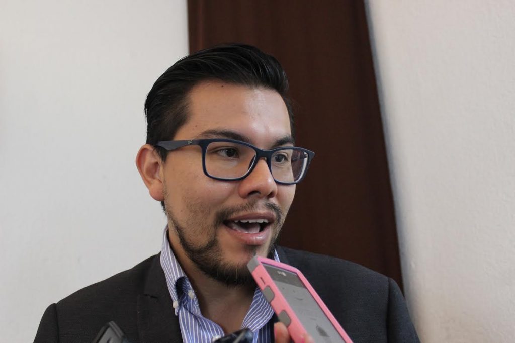 Esaú Mondragón