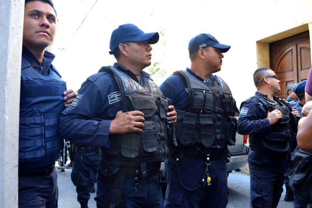 Policías. Foto de aspecto