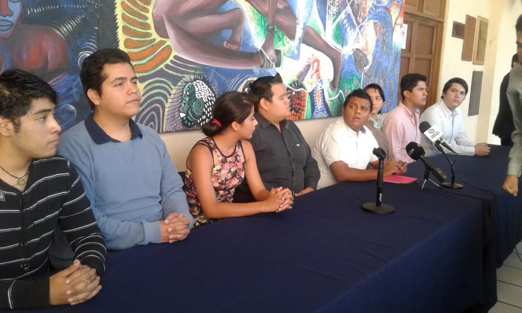 rueda-de-prensa-feum