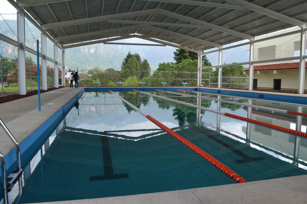 Alberca semiolimpica