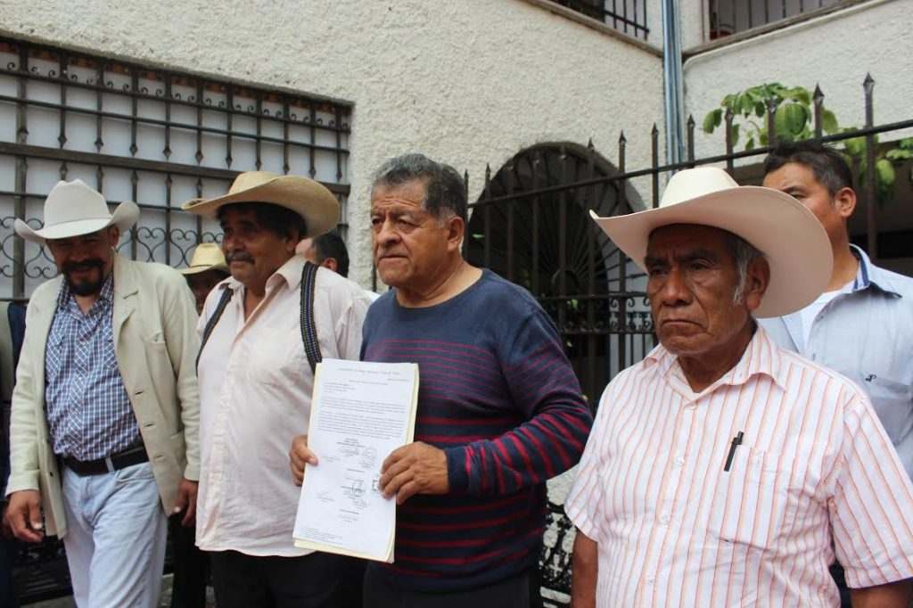 pobladores-muestran-queja
