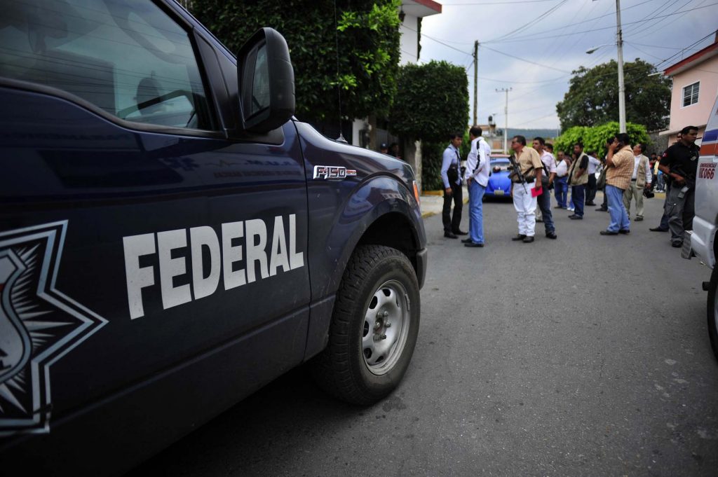 Policías federales