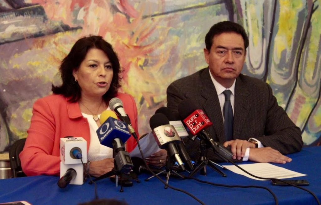 diputados-en-conferencia-de-prensa