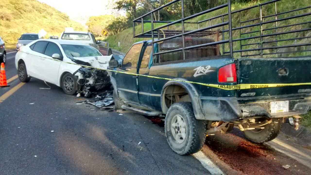 Un muerto y cinco heridos en accidente carretero