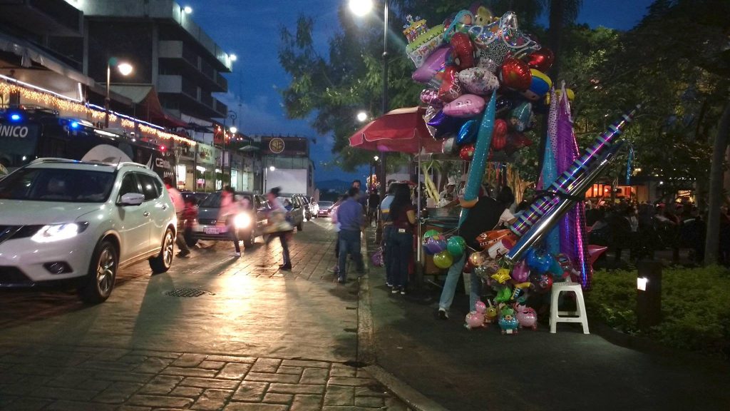 Ambulantes en Plaza de Armas