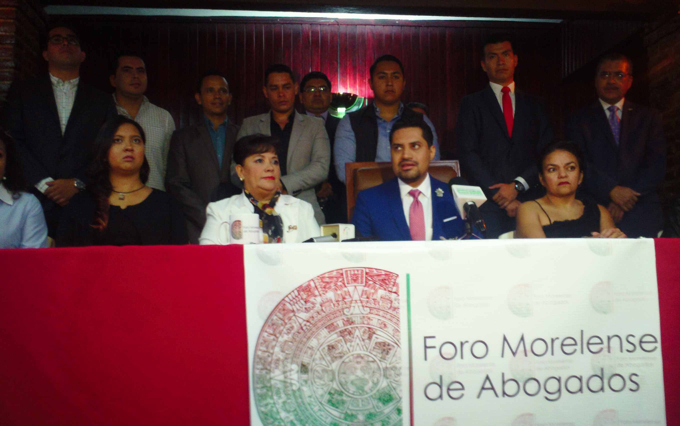 Suman más de 50 amparos contra el gasolinazo